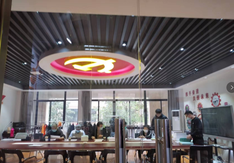 保安服定做廠家 物業保安服保潔服工作服招標現場